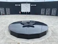 Звезда чугун (518248) производство комплект горелка ГВД 379 10 89 00 ПС вечный огонь ø 1100 мм. монолит - литье  в Симферополе